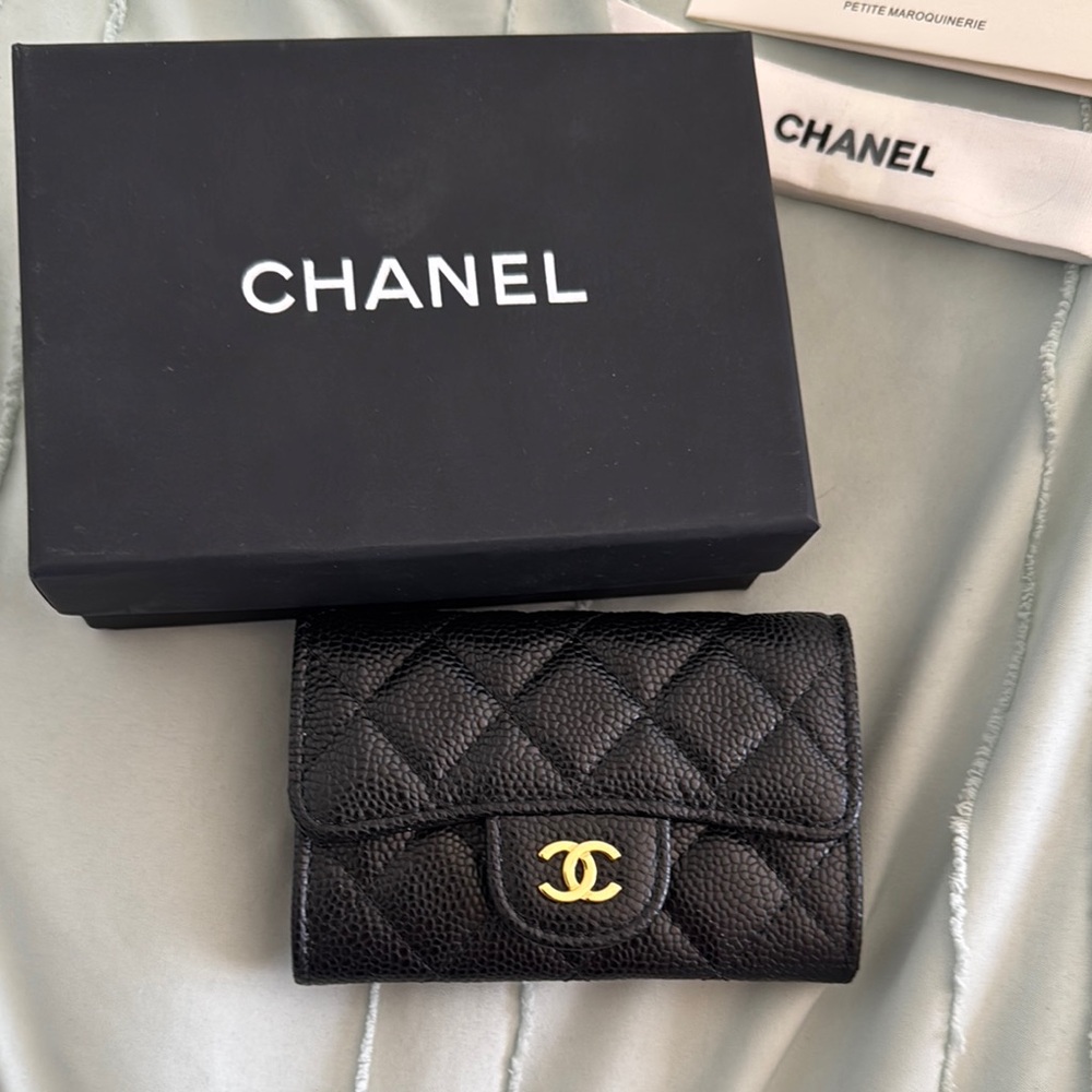 Chanel Black Quilted Wallet o mini bag gold inlay brand new never used - Picture 1 of 6